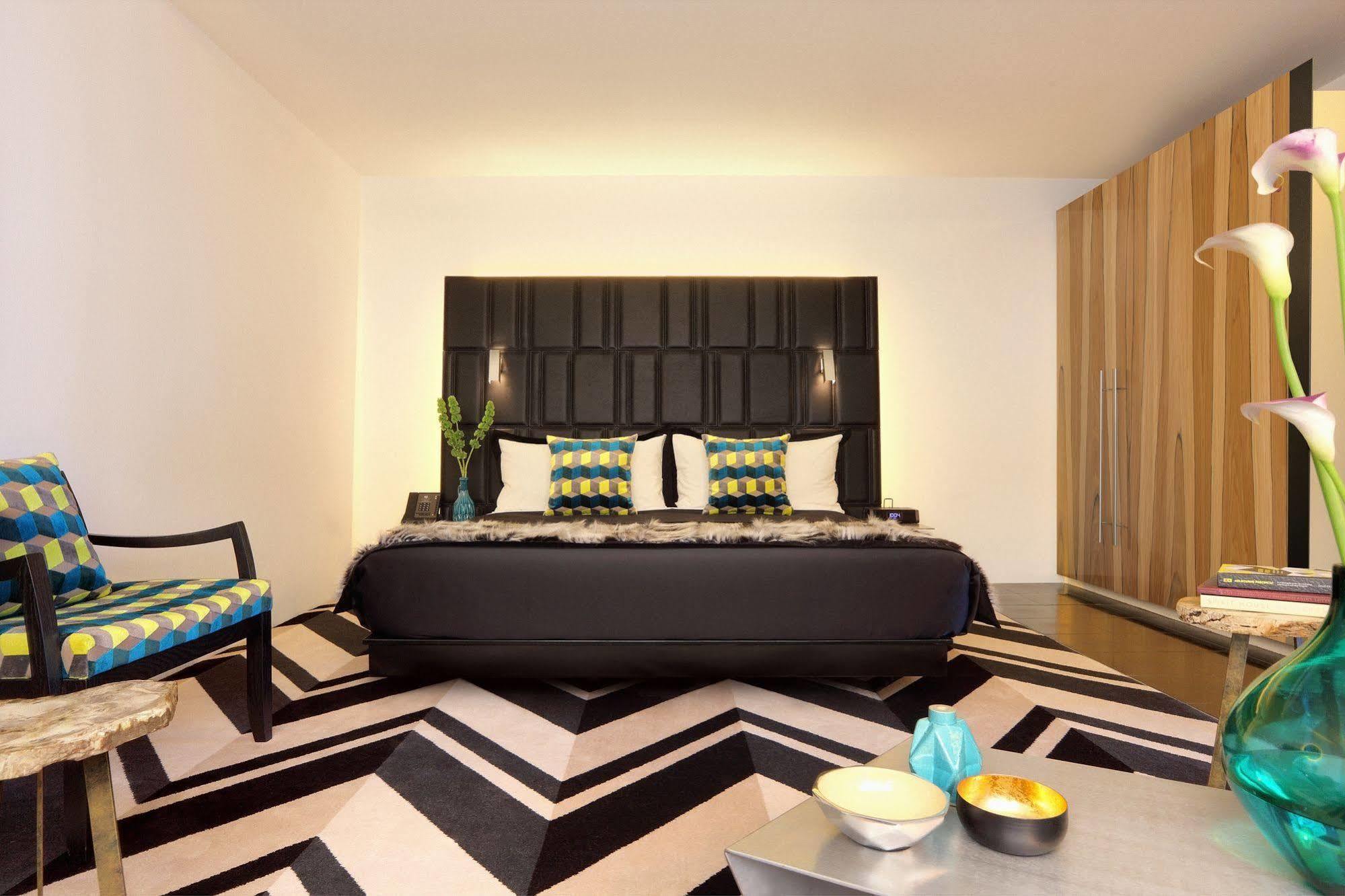 מלבורן Adelphi Hotel מראה חיצוני תמונה A room at the hotel